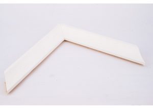 Open Grain White Finish Scoop Moulding (DM421 GW)