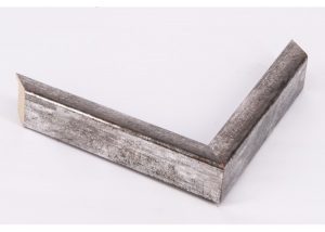 Vellum Antique Style Moulding with Ornate Edges (DM48)