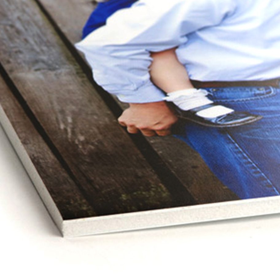 Picture Mounting - Bespoke Picture Framer Top quality mounting service