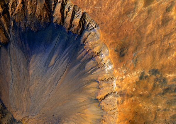 Sirenum Fossae - Mars Print